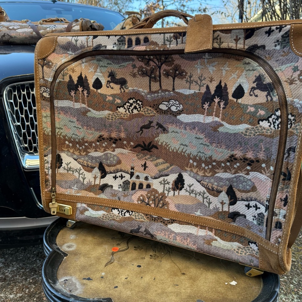 Vintage French Luggage Countryside with Unicorns Tapestry Travel Bag with cover